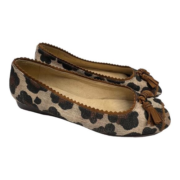 Stuart Weitzman Brown and Black Flats - Picture 2 of 11